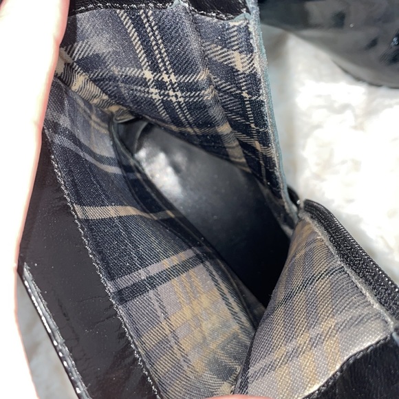 Gorgeous boots - Picture 5 of 9